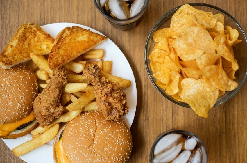 8 maus hábitos alimentares que prejudicam sua saúde.